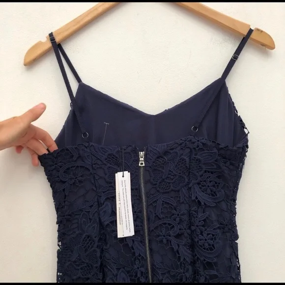 Alice + Olivia Naomi Flare Dress in Sapphire NWT - Picture 6 of 7